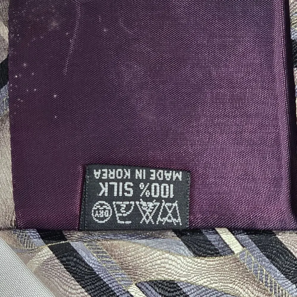 Magic KApok Men's Tie Gray Black Geometric Design 100% Silk